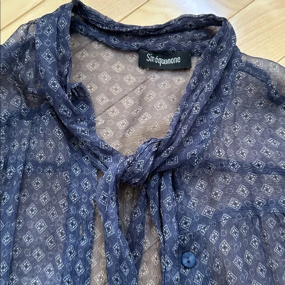 Sheer Blue Patterned Blouse - Picture 2 of 2